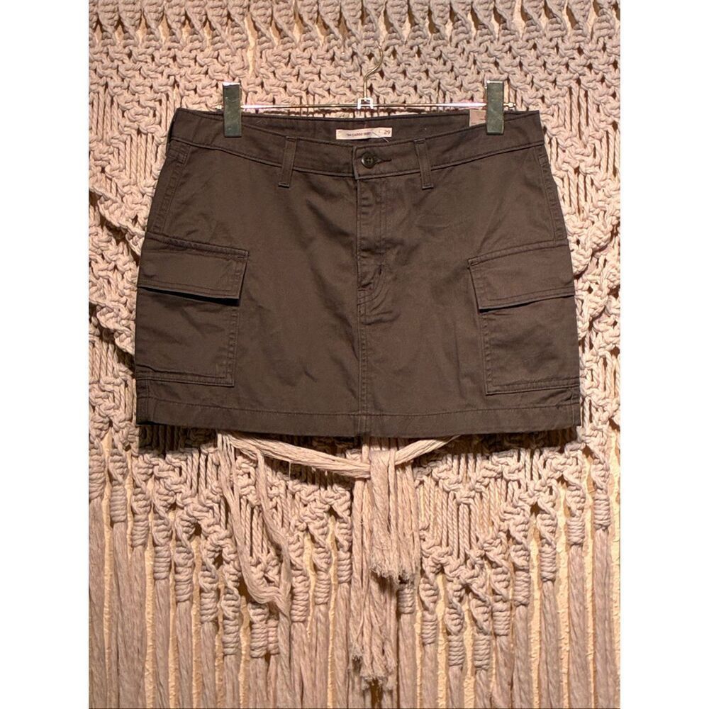 Levi's '94 Cargo Mini Skirt Grape Leaf Olive Size 29 NWT A75200001